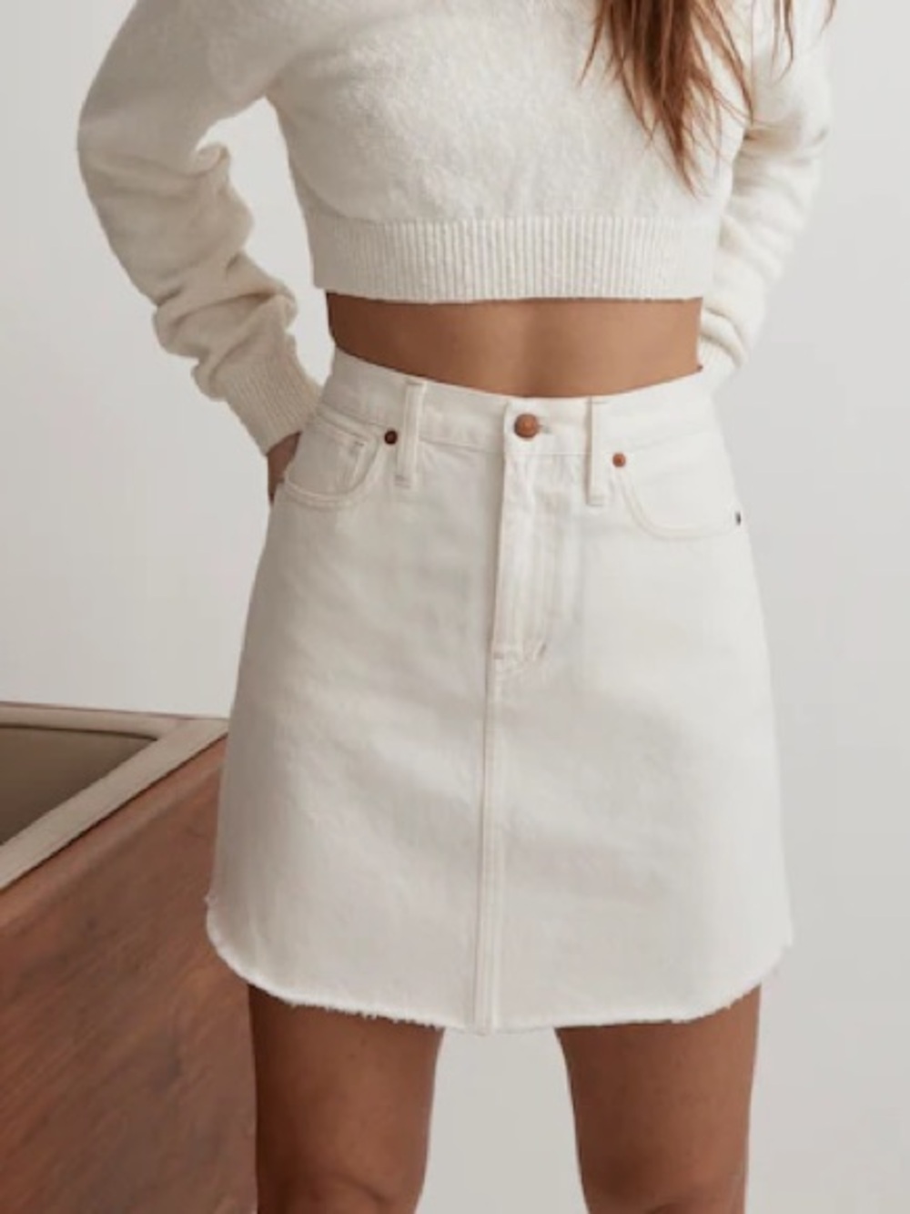Denim Dolphin-Hem Mini Skirt in Vintage Canvas size 25 XS